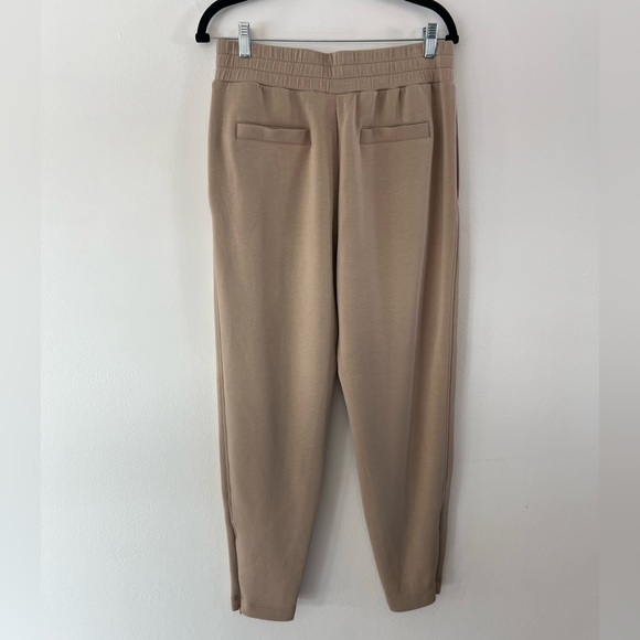 Varley Double Soft Lisburn Zip Through & The Slim Zip Hem Pant Light Taupe Set - Picture 14 of 16